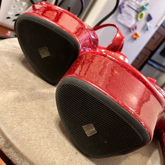 Hella Heels, Kansass, Glitterati Pleasers - Picture 3 of 4